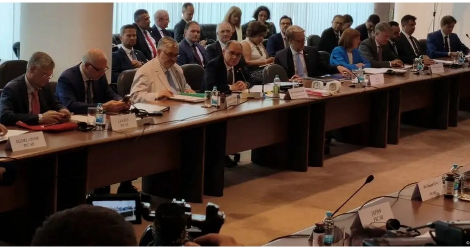 Bosna i Hercegovina: suprotstavljene vizije izlaska iz krize